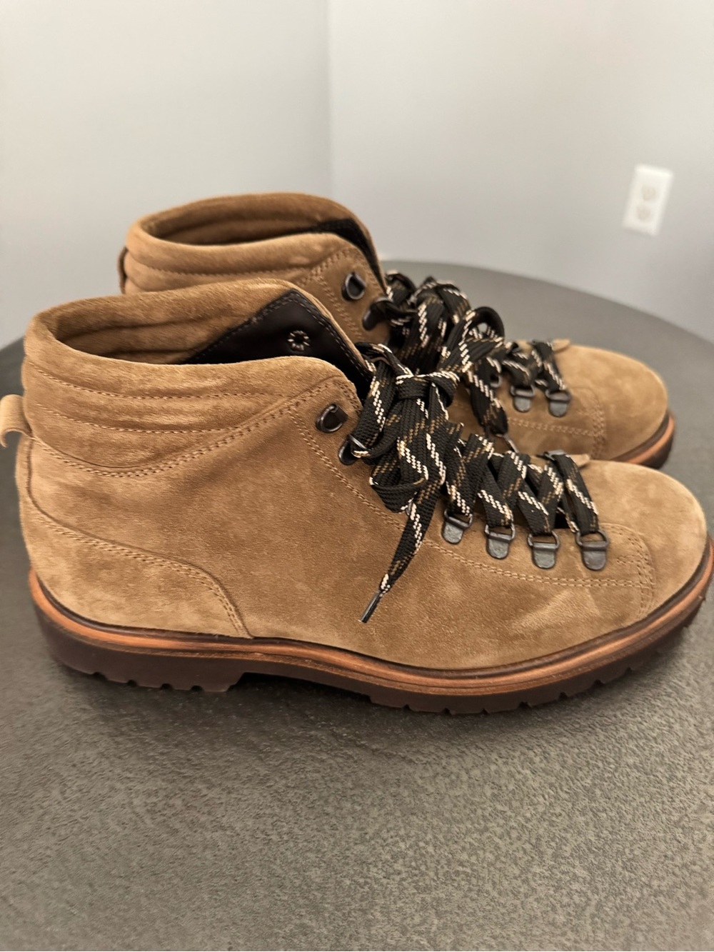 M. Gemi Mens “Carlo” Suede Tan Ankle Boots with Laces Size 42 (9)